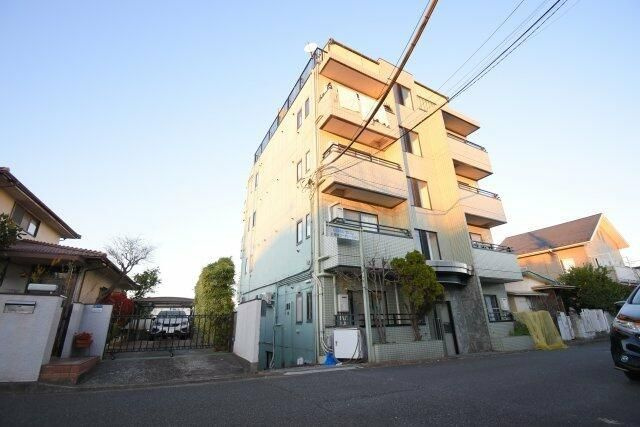 ビケンアーバンスの外観