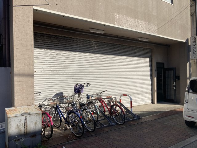 大阪市城東区諏訪３丁目の店舗事務所