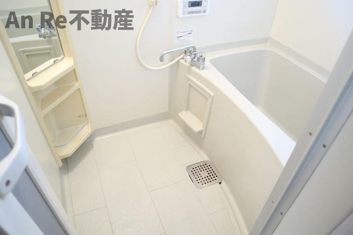 クレールＫの浴室