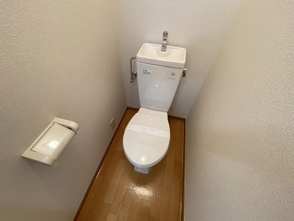 コンフォート・クラージュＢのトイレ