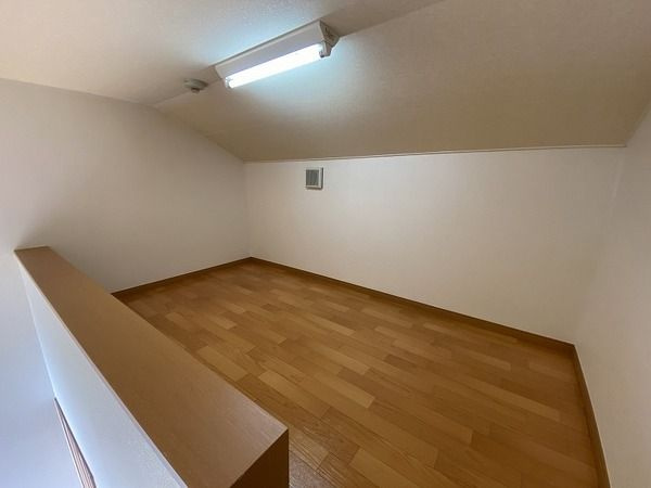 コンフォート・クラージュＢの寝室