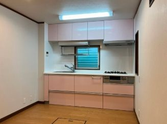祖師谷2丁目貸家のキッチン|使いやすいキッチンです