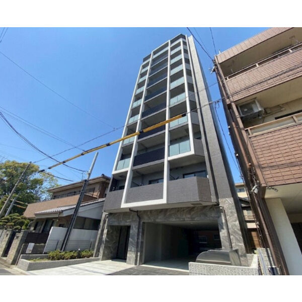 TIRAPALACE天神山の外観