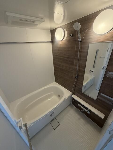 クレストコート東池袋の浴室