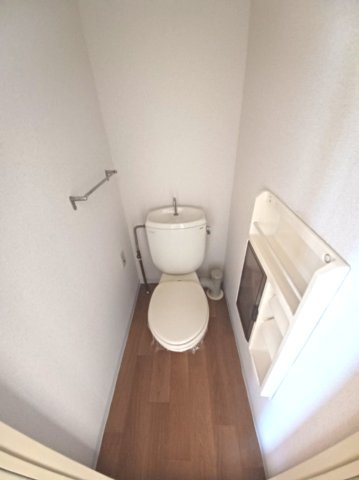 ビーフリーA棟のトイレ|シンプルで使いやすいトイレです
