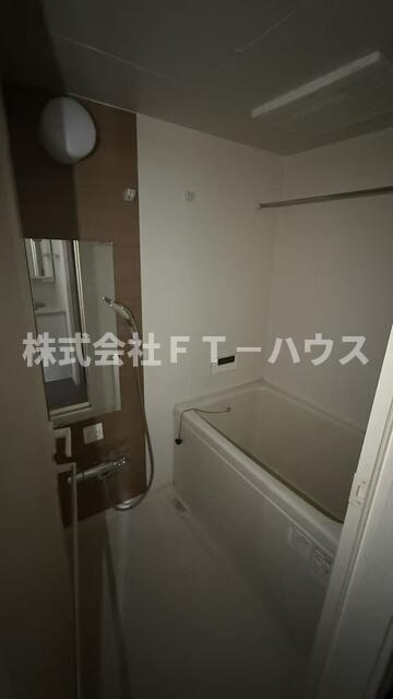 ニックハイム行徳第３の浴室