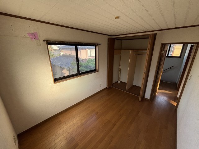 川中島町原 中古住宅の洋室