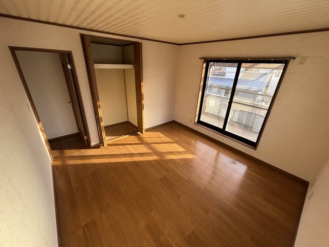 川中島町原 中古住宅の洋室