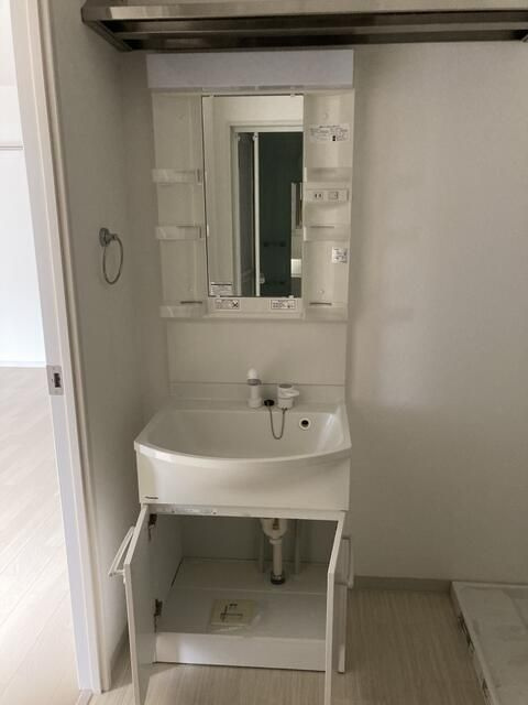 Ｃｈａｍｂｒｅ　Ｈｉｄｅｍｉの洗面所