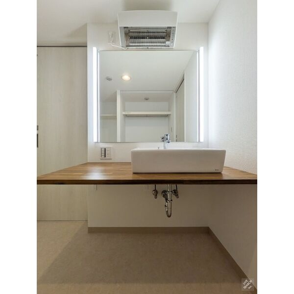 LEGALAND福島Northの洗面所