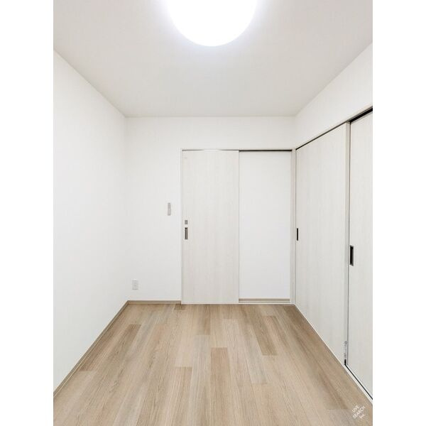 LEGALAND福島Northの居間・リビング