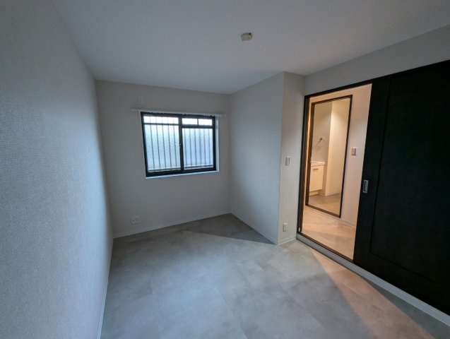 豊中市玉井町２丁目の賃貸マンションの寝室