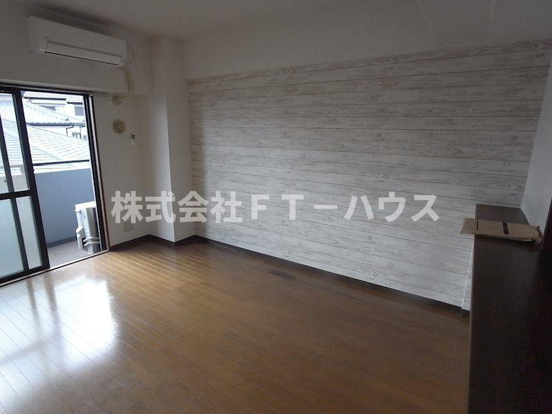 フレラヴィーヌ北本町の居間・リビング