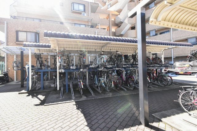 ライオンズマンション小岩第５の駐輪場|ライオンズマンション小岩第５：敷地内に駐輪場もございます！