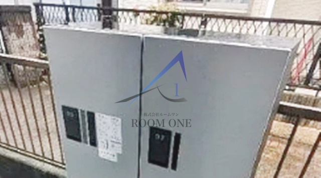 アパートメンツ東京西小岩のその他共用部分|宅配ボックスです。