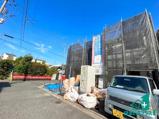 ■寝屋川市木屋町　第7期　新築一戸建ての前面道路含む現地写真|周辺は閑静な住宅街です。前面道路もしっかりと有りますので車の出し入れも安心ですよ！
