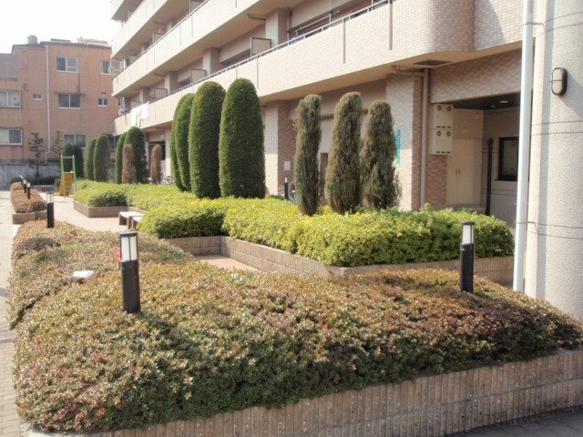 【庭】