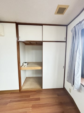 松山１丁目戸建住宅の収納
