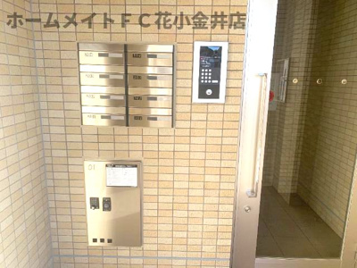 【エントランス】 | Ｌｕｍｉｅｒｅ | ゆとりのあるエントランスです