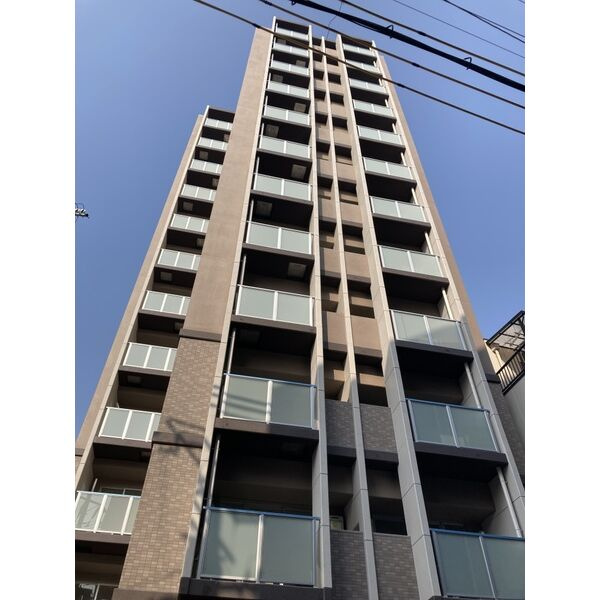 アバンティ大阪ドームシティの外観