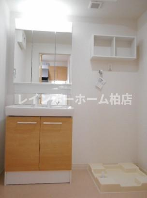 【仲介手数料：50％OFF】対象物件！の洗面所|広い洗面スペース