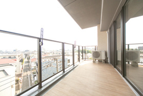 豊島区千川２丁目の賃貸マンションのバルコニー
