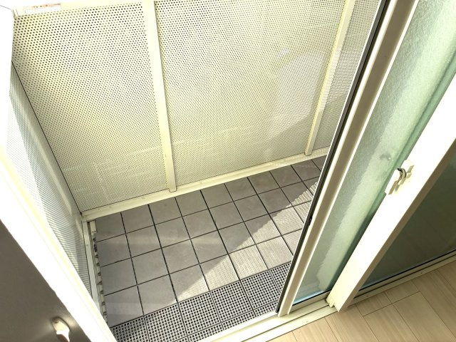 【バルコニー】 | イースターリリー川口