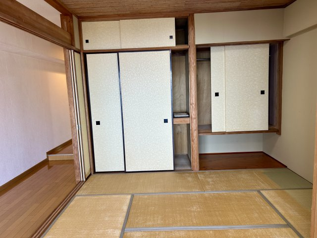 プラザ伊豆山の和室