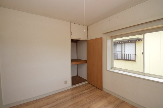 新潟市東区逢谷内の一戸建ての収納