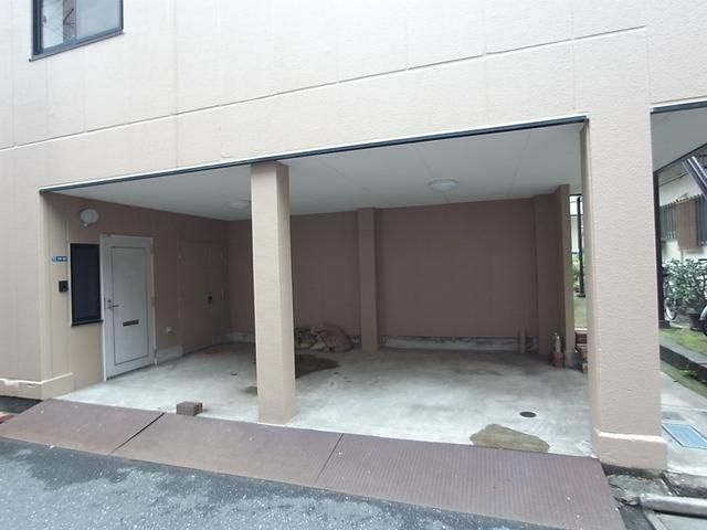 墨田区石原3丁目戸建の駐車場