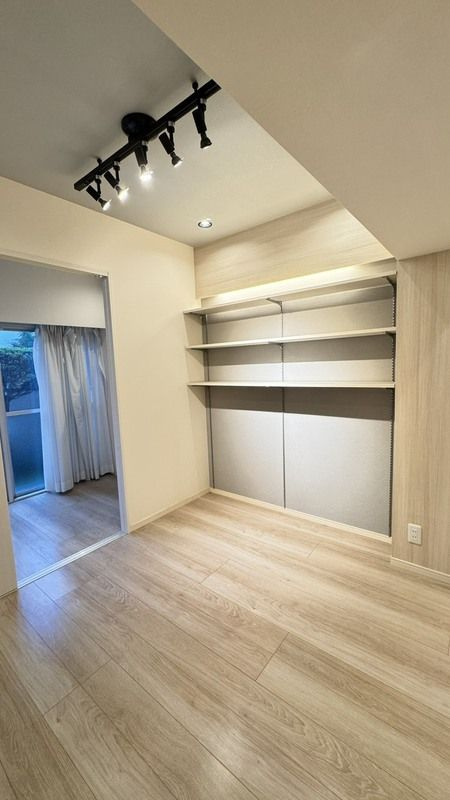 秀和目黒レジデンスの寝室