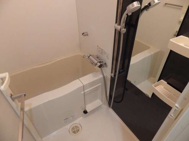 ステージグランデ文京白山の浴室