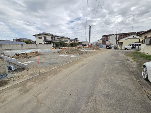 新築　太田市由良町第6　3号棟　Cradle Gardenの前面道路含む現地写真|現地写真　南側前面道路幅員約5ｍ