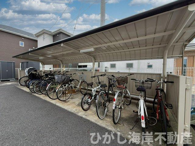 ラポール茅ヶ崎今宿の駐輪場|敷地内駐輪場