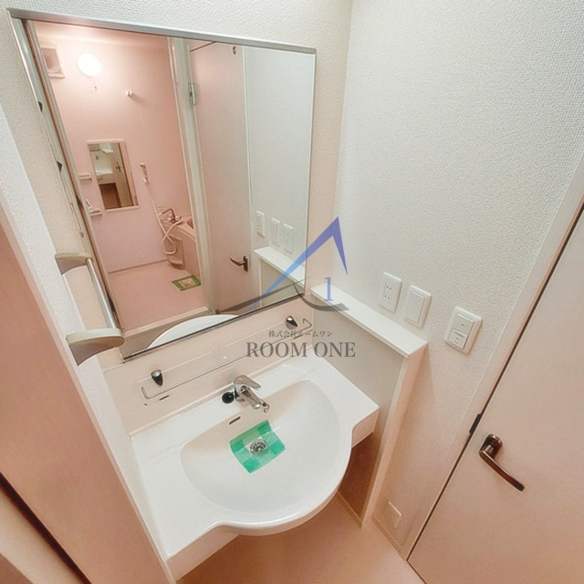 ソレックスハイムの洗面所|洗面台です。