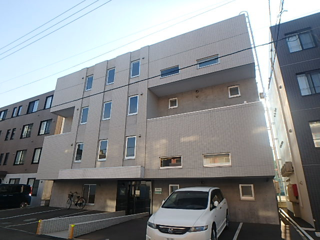 Ｙ‘ｓ東札幌