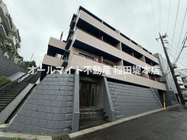川崎市多摩区三田２丁目の賃貸マンション