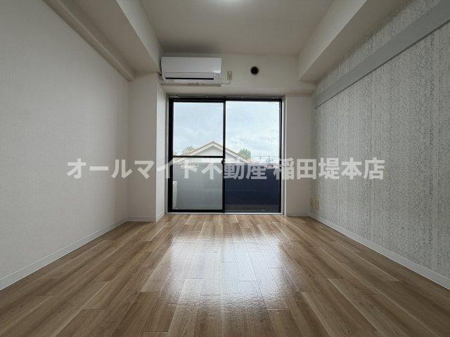 川崎市多摩区三田２丁目の賃貸マンションの居間・リビング