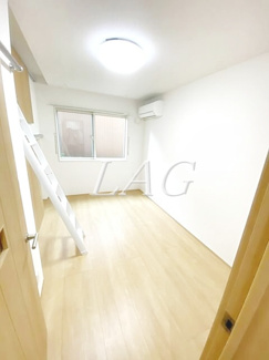 【居間・リビング】 | Ｈｏｕｓｅｋｕｌ　ＨＹ４ | 洋室のお部屋です。