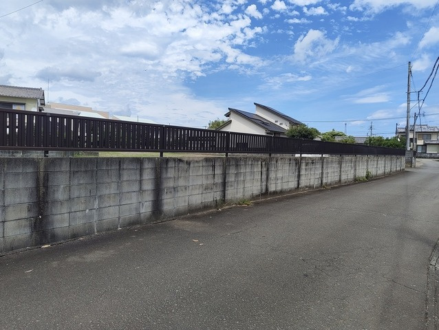 村角町高尊の外観