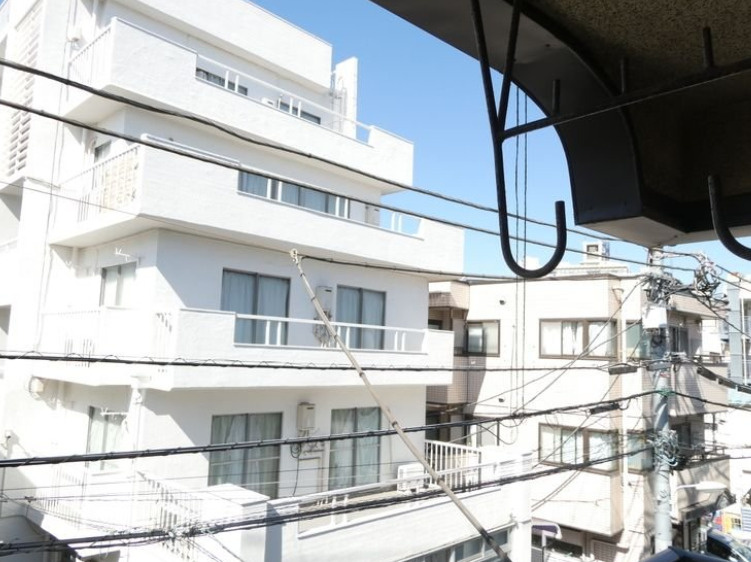 マンション牧野の外観