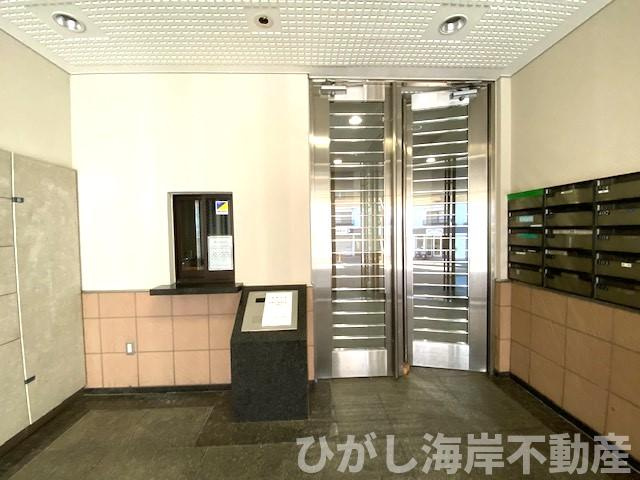 オーベル湘南緑が浜のエントランス|エントランス
