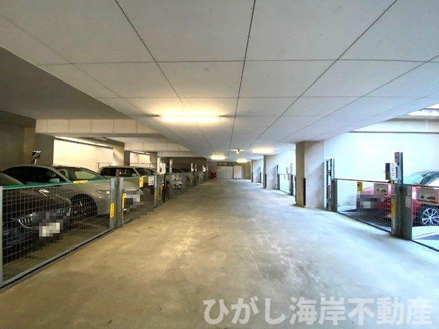 オーベル湘南緑が浜の駐車場|敷地内駐車場