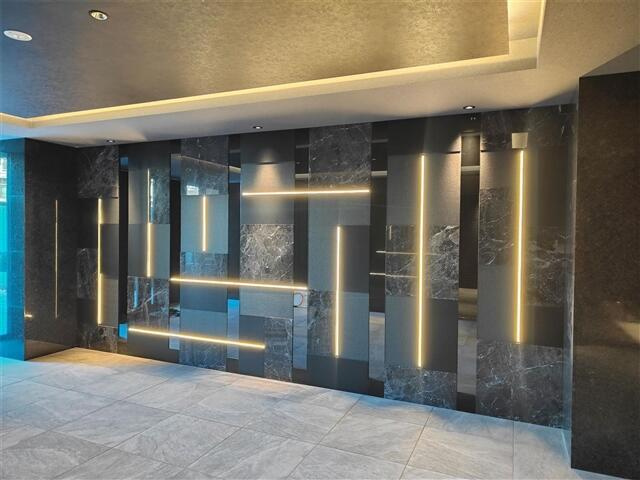 S-RESIDENCE上新庄ascentのロビー