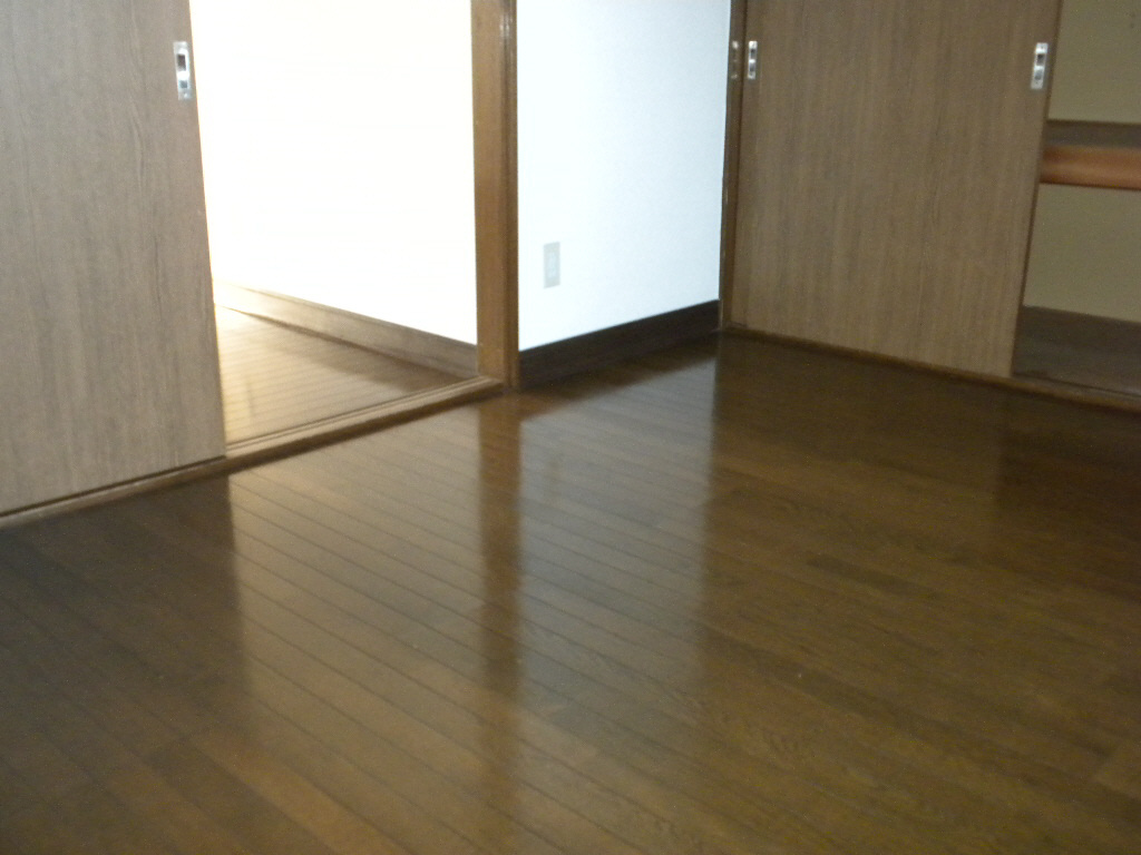 エスレイア若草町