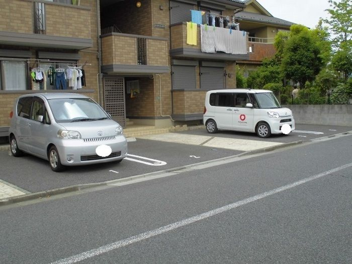 パークハイムの駐車場