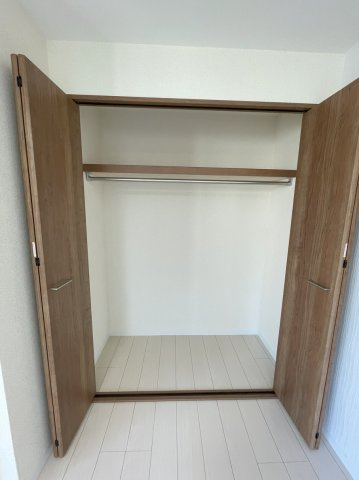 パレスジョージタウンの収納|こまごまとしたものを収納できそうですね