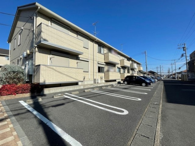 K・フルールBの駐車場