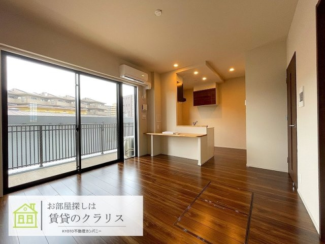 クレアドーレ京都二条の居間・リビング