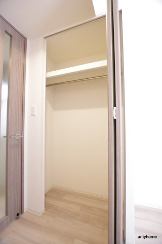 グランカリテ九条南 仲介手数料無料の収納